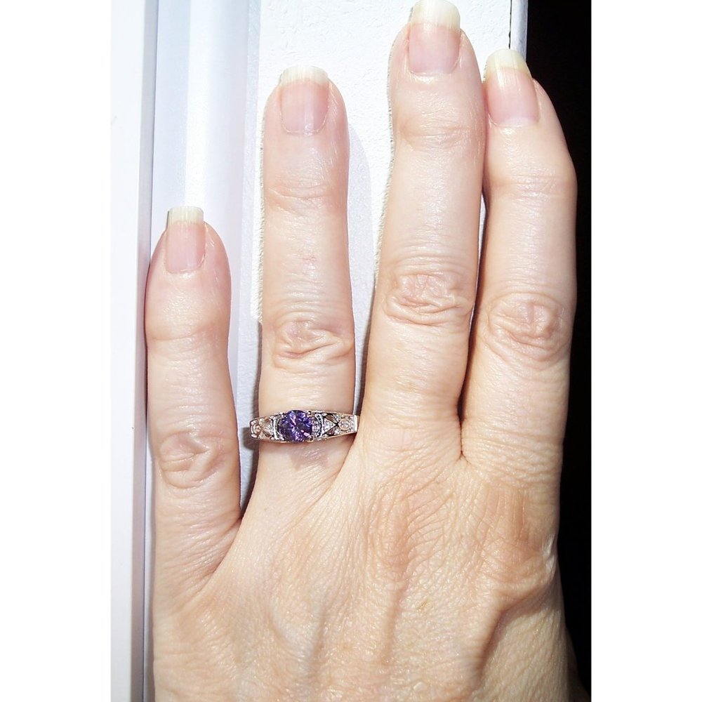 925 STERLING SILVER Round Cut Simulated Amethyst Cubic Zirconia Ring - Picture 3 of 16